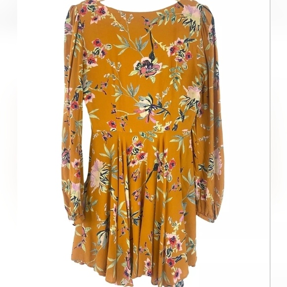 Urban Outfitters Ecote Rosalinda Multifloral Minidress Fit & Flare Side Zip Sz 6 - Picture 10 of 14